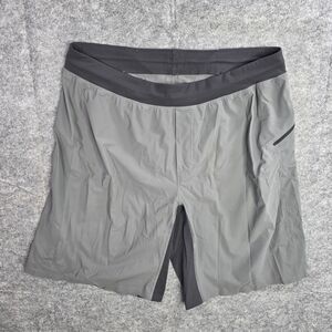 Lululemon‎ Shorts Mens XL Gray Zipper Pocket Lined Athletic Training Run Gym